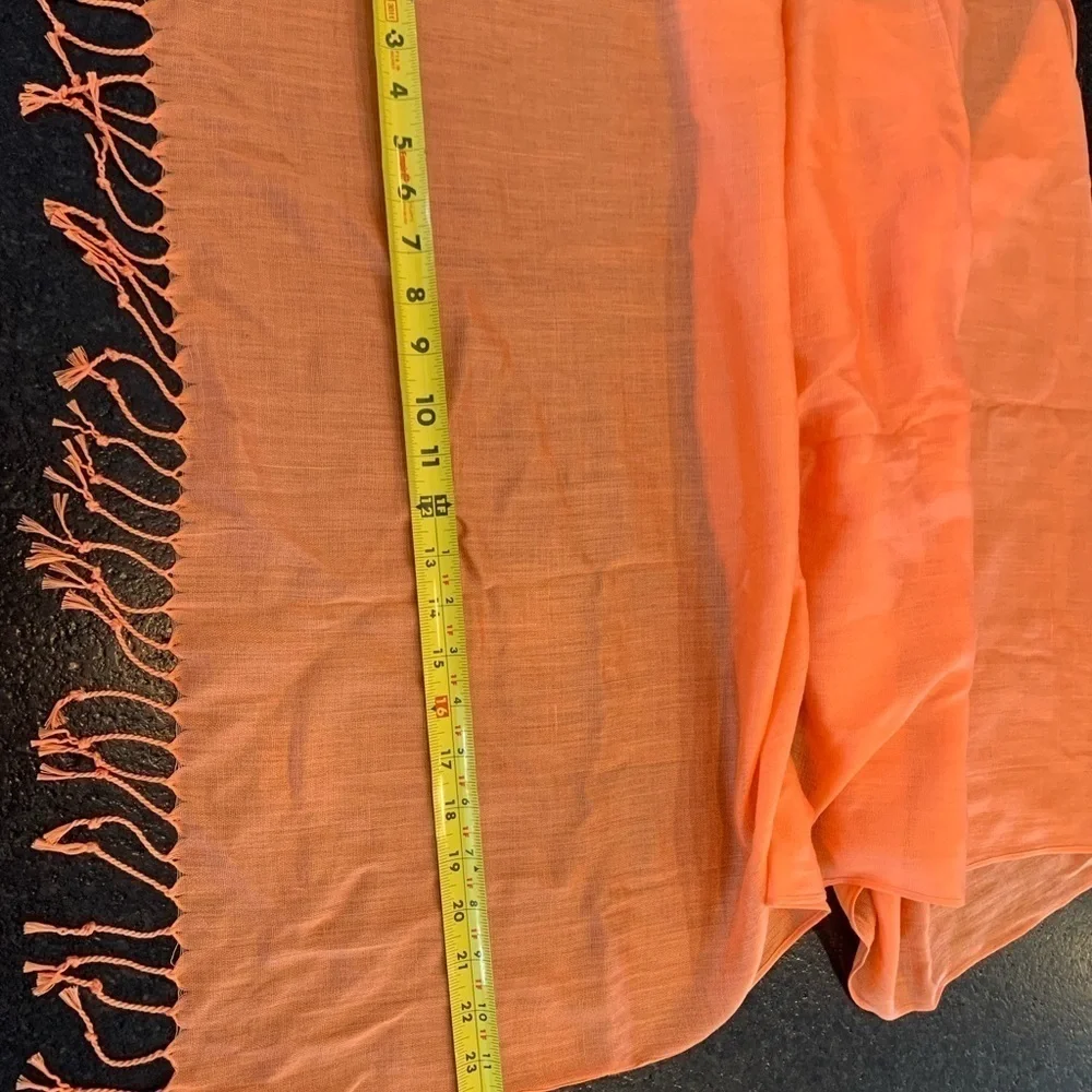 Lands End Scarf anti static color is fresh cantaloupe. One size NWT. Spring